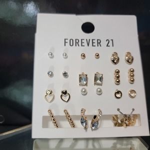 Forever 21 | Gold | Pearl | Earrings | Studs | 12 Pairs